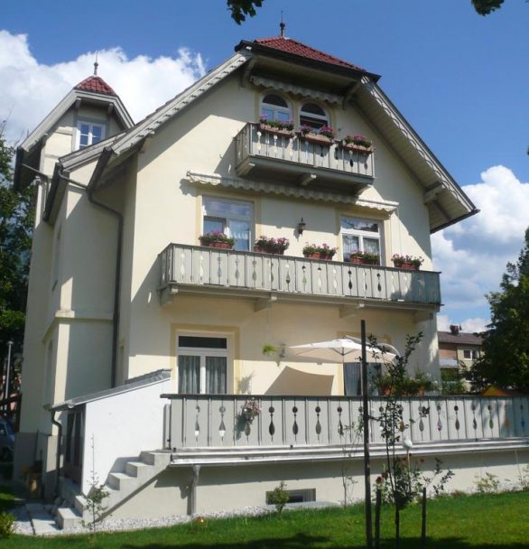 Villa Kapısı Seçiminde Dikkat Etmeniz Gereken Hususlar